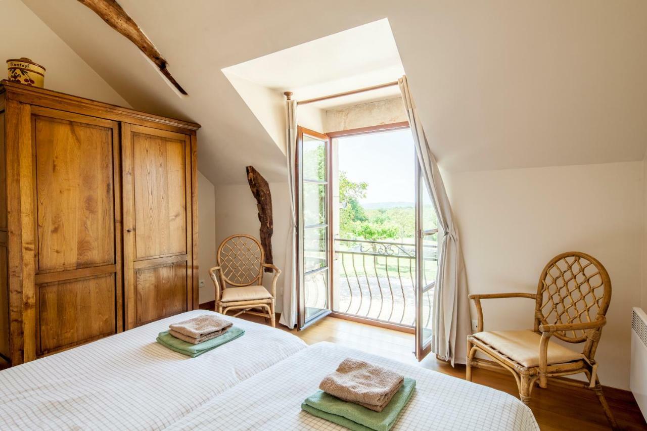 Chambres Et Table D'Hotes La Panacee Cuzance Exterior photo